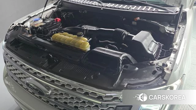 Ford Expeditation id 4951711 из Кореи 33