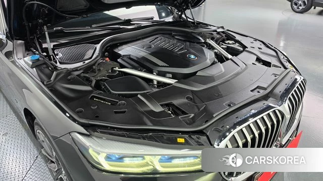 BMW 7 Series (G11) id 5041516 из Кореи 16