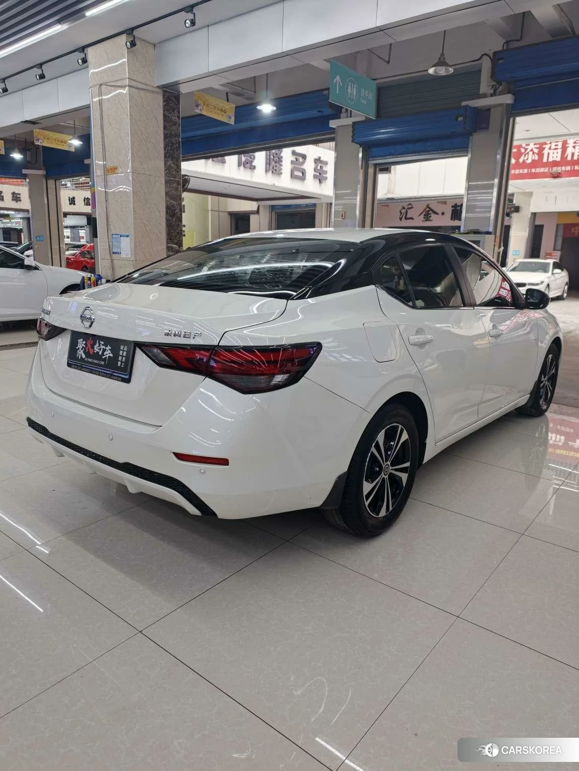 Nissan Sylphy 2021 Белый из Китая, фото 6