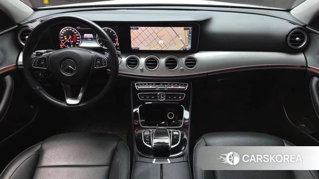 Mercedes-Benz E-Class W213 id 4988377 из Кореи 28