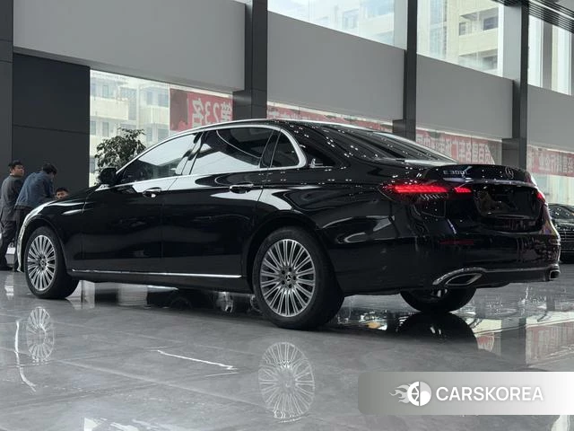 Mercedes-Benz E-Class 2021 Черный из Китая, фото 6