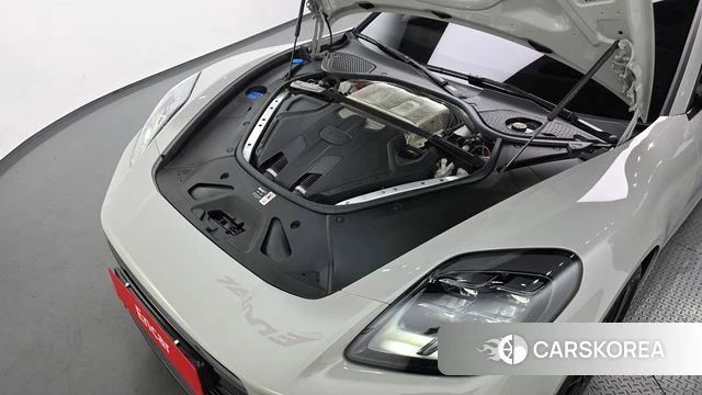 Porsche Panamera (976) id 4686472 из Кореи 16