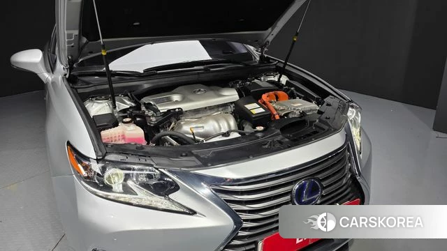 Lexus New ES300h id 5029401 из Кореи 30