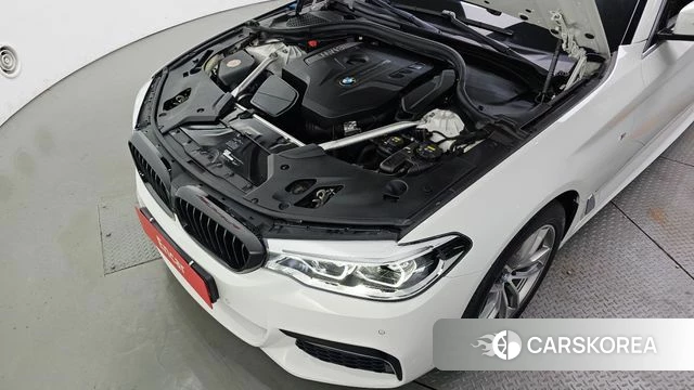 BMW 5 Series (G30) id 4953191 из Кореи 16