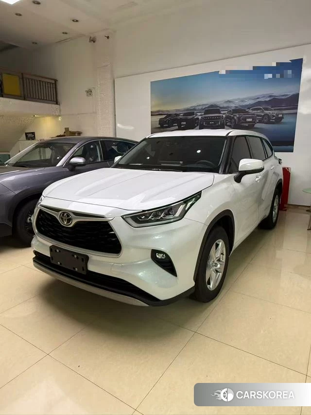 Toyota Highlander 2026 Белый из Китая, фото 6