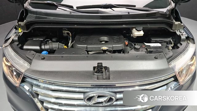 Hyundai The New Grand Starex id 4776386 из Кореи 16