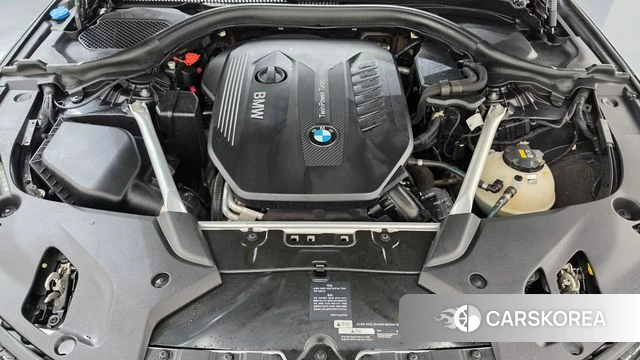 BMW 5 Series (G30) id 4967629 из Кореи 16
