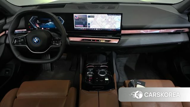 BMW i5 (G60) id 4941481 из Кореи 32