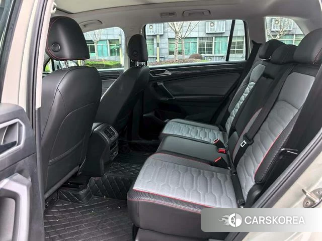 Volkswagen Tiguan L 2023 Шампань из Китая, фото 6