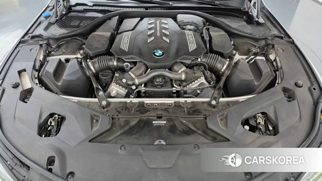 BMW 8 Series (G15) id 4950513 из Кореи 32