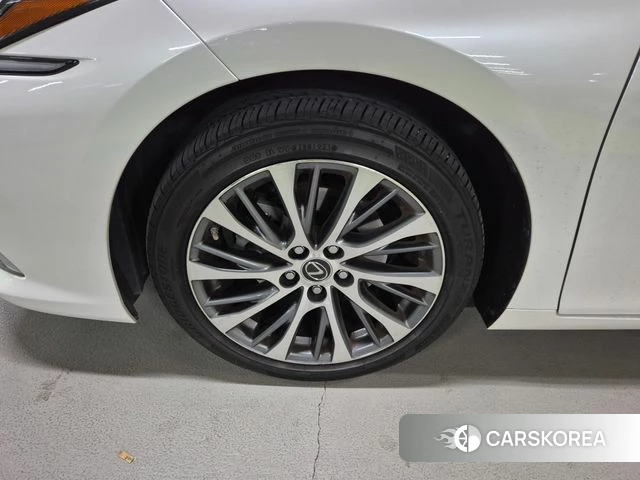 Lexus ES300h 7th generation id 5017772 из Кореи 16