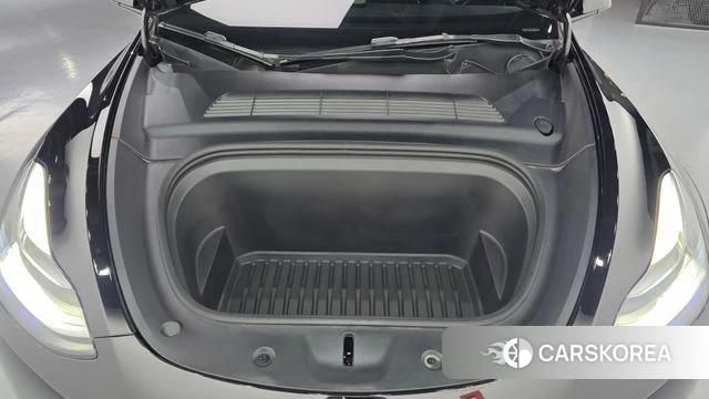 Tesla Model Y id 5040457 из Кореи 16