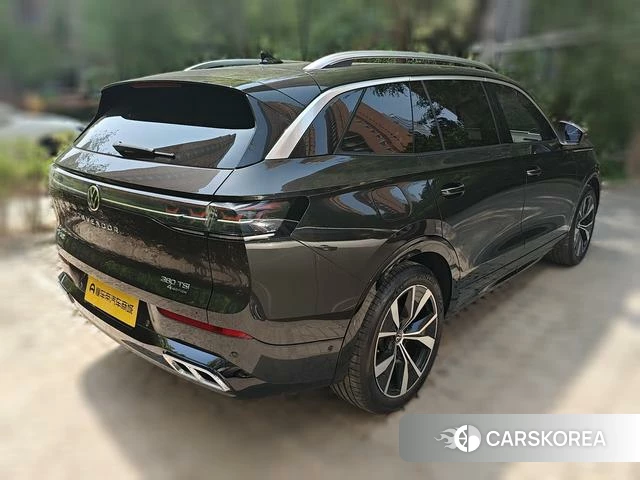 Volkswagen Tavendor 2022 Черный из Китая, фото 6