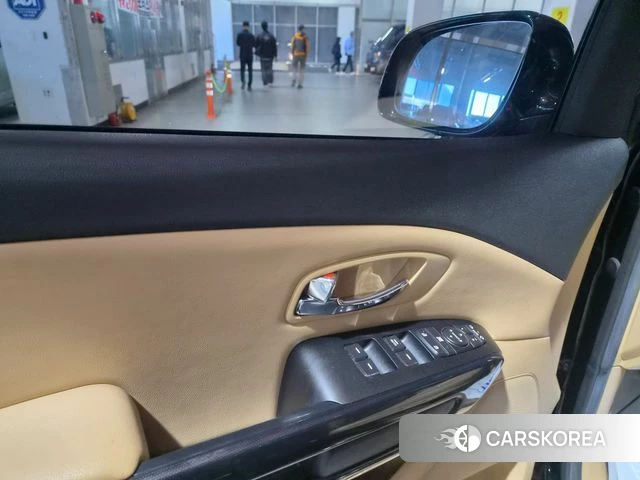 Kia All New Carnival id 5048707 из Кореи 16
