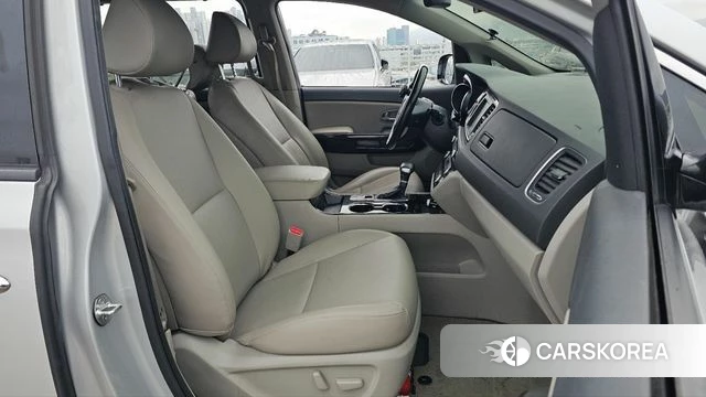Kia The New Carnival id 5023637 из Кореи 16