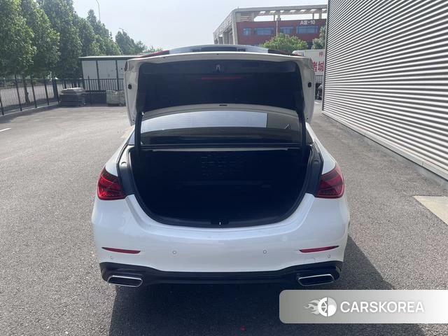 Mercedes-Benz C-class 2025 Белый из Китая, фото 6