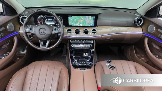 Mercedes-Benz E-Class W213 id 4993573 из Кореи 29