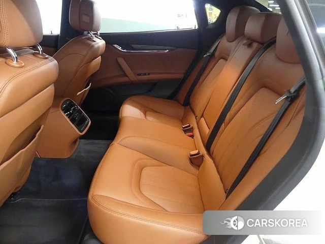 Maserati Quattroporte id 5013536 из Кореи 16