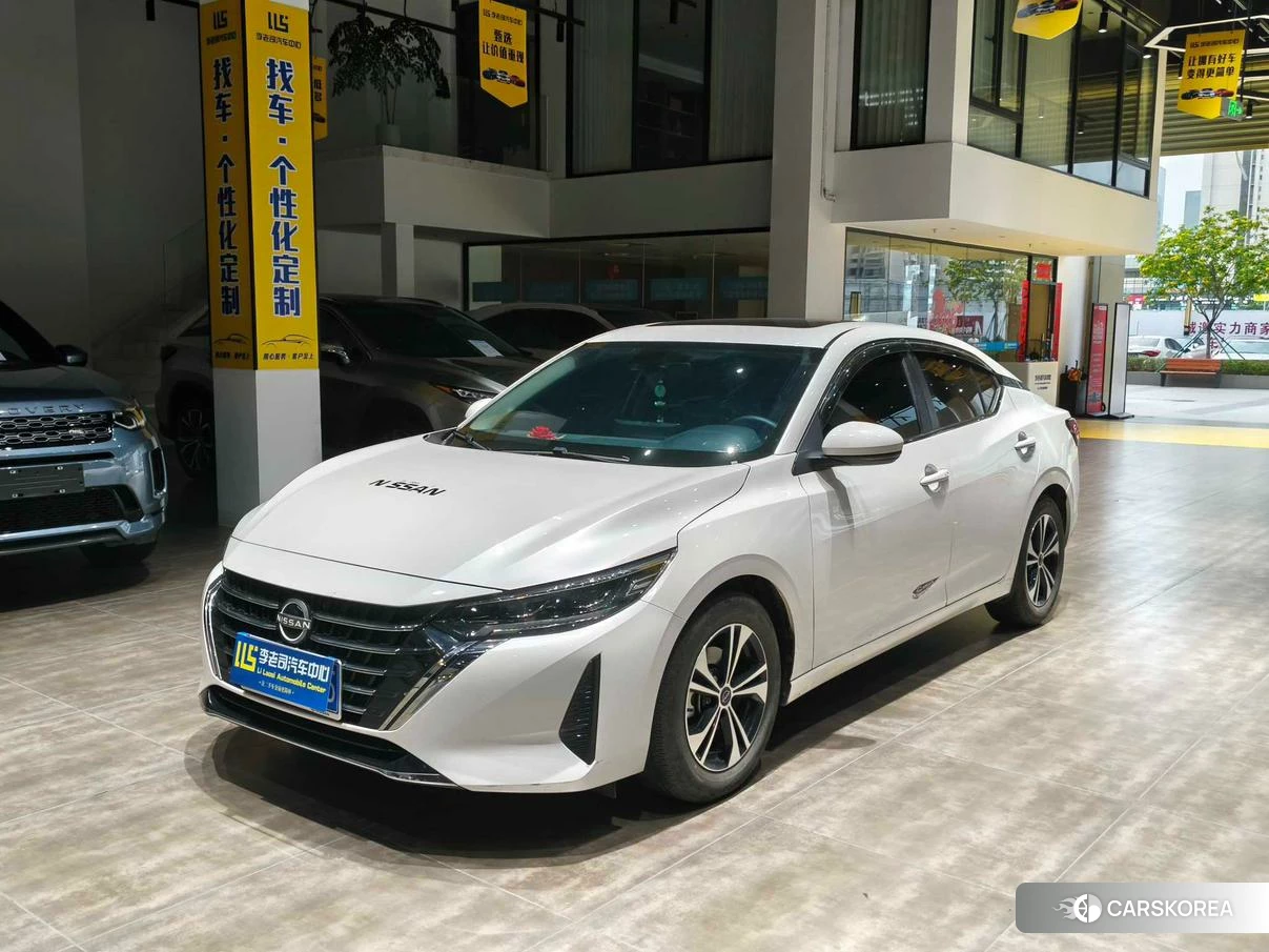 Nissan Sylphy 2023 Белый из Китая, фото 6
