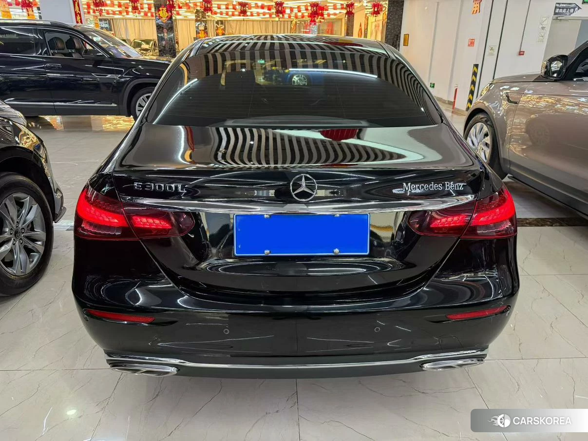 Mercedes-Benz E-Class 2022 Черный из Китая, фото 6