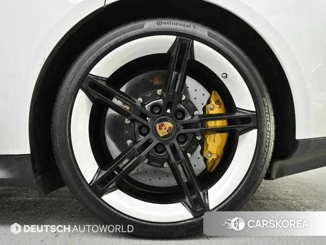 Porsche Taycan id 5013005 из Кореи 16