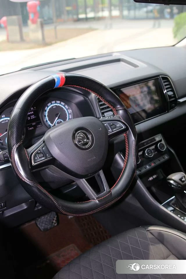 Skoda Karoq 2021 Белый из Китая, фото 6
