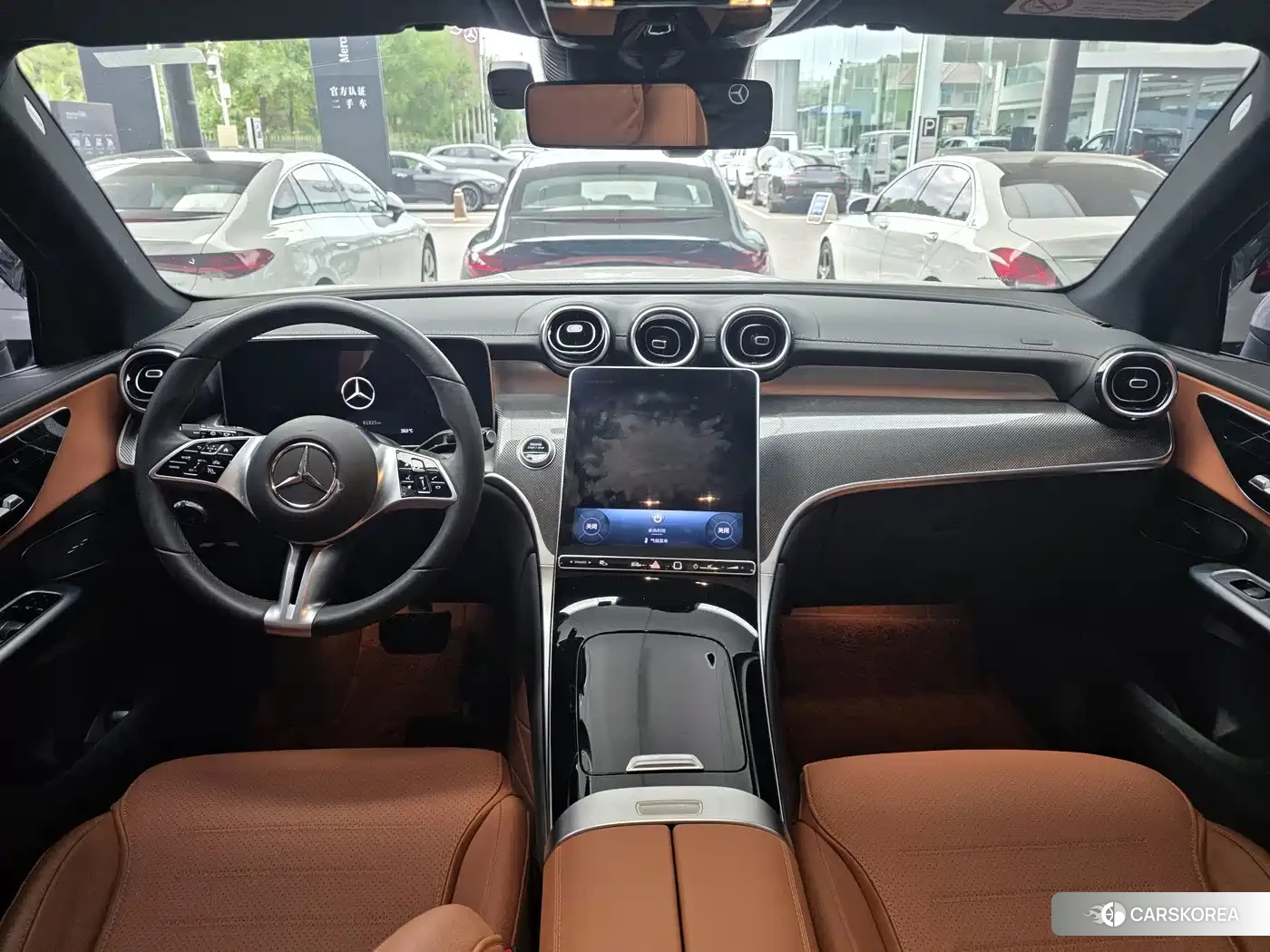 Mercedes-Benz GLC 2023 Белый из Китая, фото 6