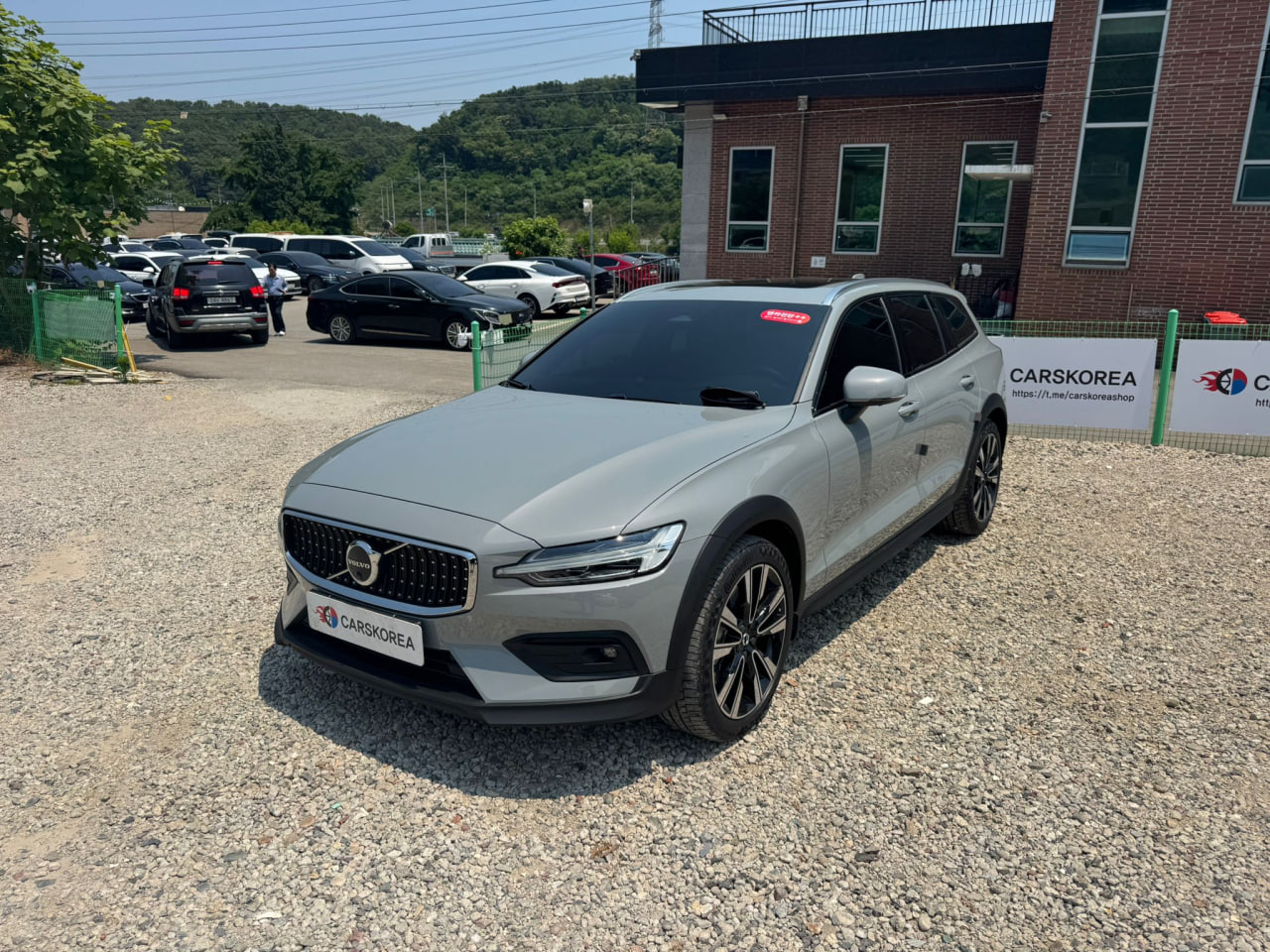 Volvo V60 Cross-country 2nd Generation 2024 из Кореи
