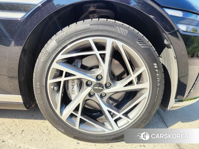 Genesis G90 (RS4) id 5002883 из Кореи 17