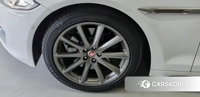 Jaguar All New XJ id 5014034 из Кореи 11