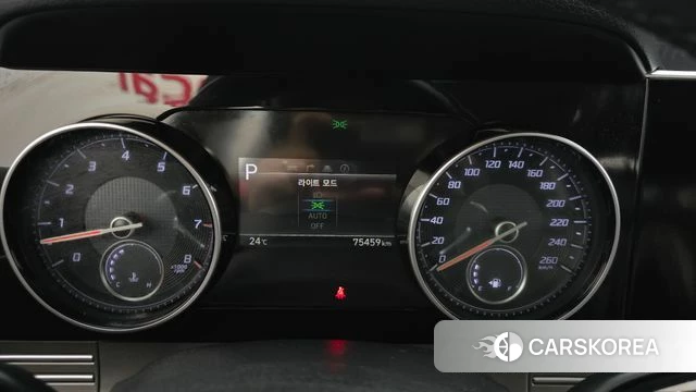 Hyundai The New Grandeur IG id 4918147 из Кореи 27