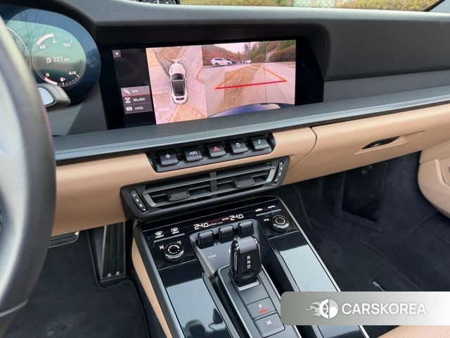 Porsche 911(992) id 4943097 из Кореи 17