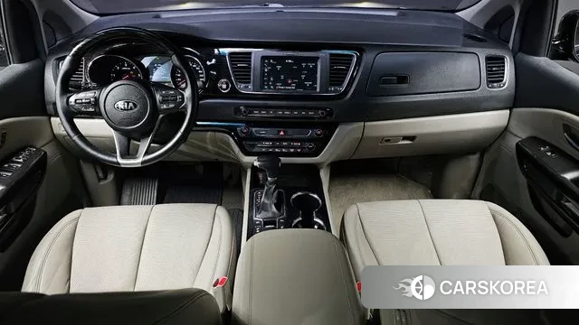Kia The New Carnival id 3672480 из Кореи 17