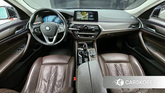 BMW 5 Series (G30) id 3796162 из Кореи 17