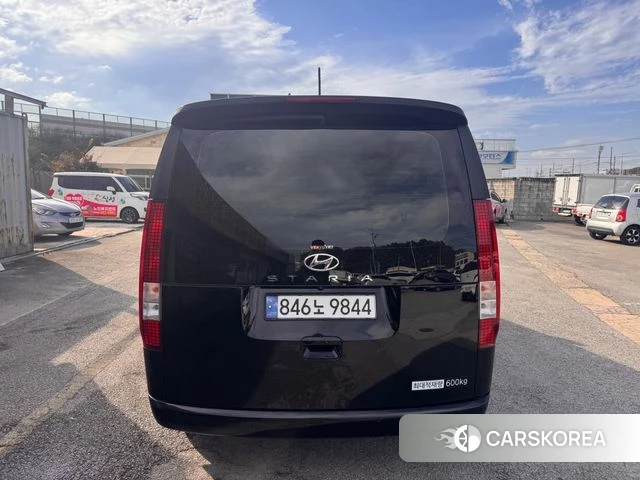 Hyundai Staria id 5026792 из Кореи 17