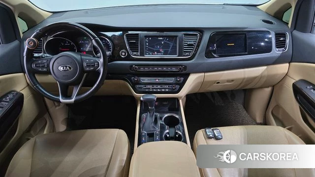 Kia The New Carnival id 4993648 из Кореи 33