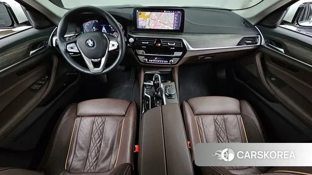 BMW 5 Series (G30) id 3523977 из Кореи 17