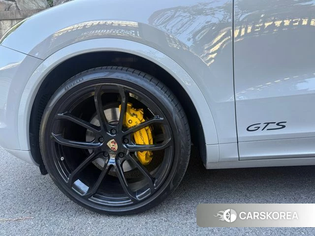 Porsche Cayenne (PO536) id 5028429 из Кореи 11