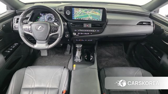 Lexus ES300h 7th generation id 5001848 из Кореи 17