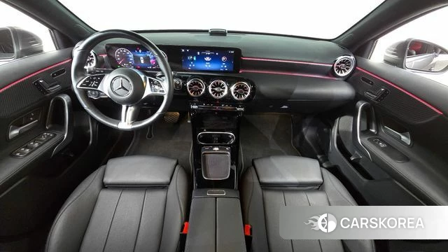Mercedes-Benz A-Class W177 id 4847475 из Кореи 17