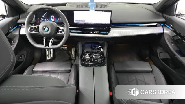 BMW 5 Series (G60) id 5039472 из Кореи 33