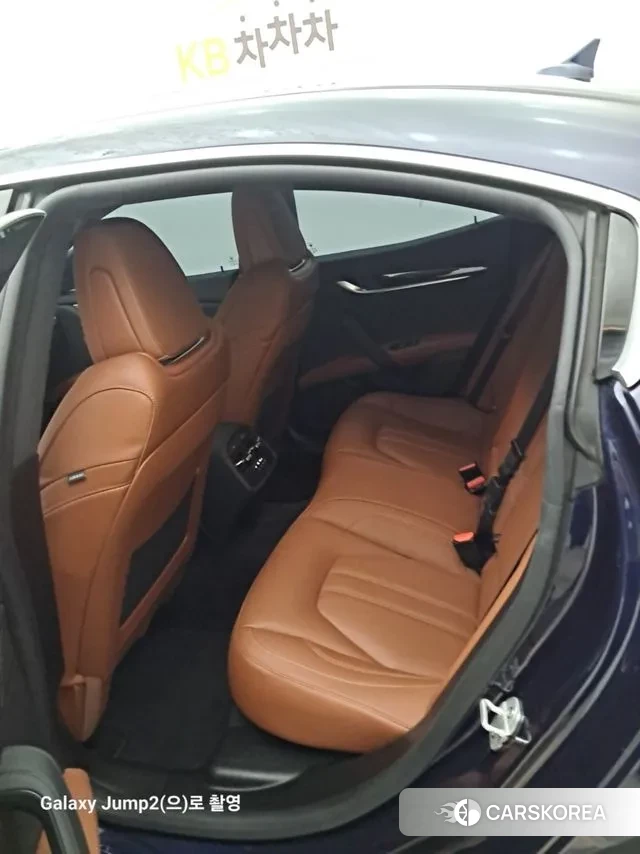 Maserati Ghibli id 3771413 из Кореи 16