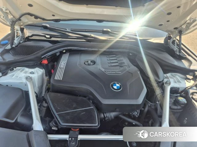 BMW 5 Series (G30) id 3934865 из Кореи 8