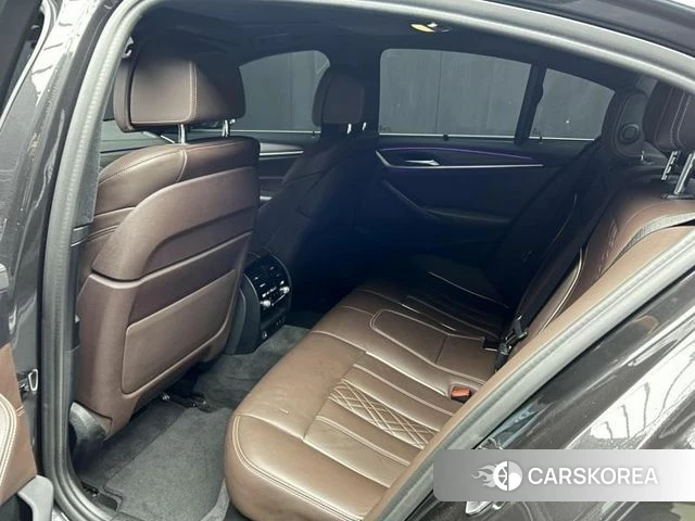 BMW 5 Series (G30) id 4967195 из Кореи 17