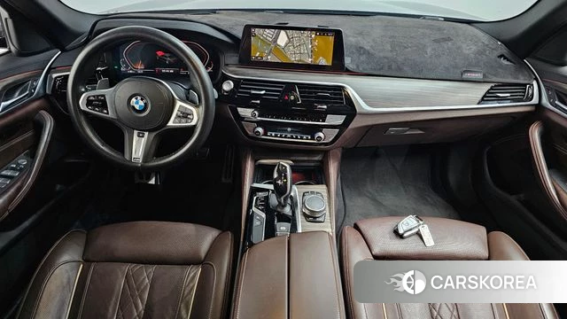 BMW 5 Series (G30) id 4992824 из Кореи 17