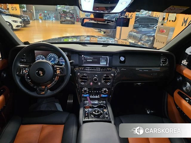 Rolls-Royce Cullinan id 4674909 из Кореи 11