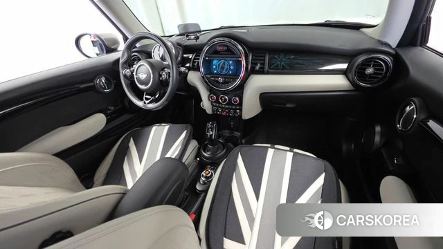 Mini Cooper S id 5028449 из Кореи 31