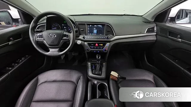 Hyundai Avante AD id 3754657 из Кореи 17