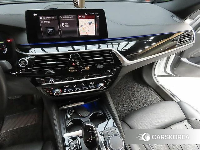 BMW 5 Series (G30) id 4967476 из Кореи 17
