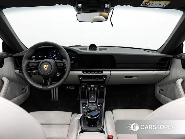 Porsche 911(992) id 5022525 из Кореи 17
